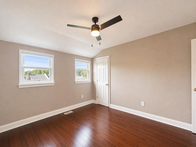 4360 Dubois Pl SE