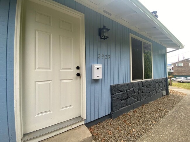 Building Photo - NKE1741 Unit 2923