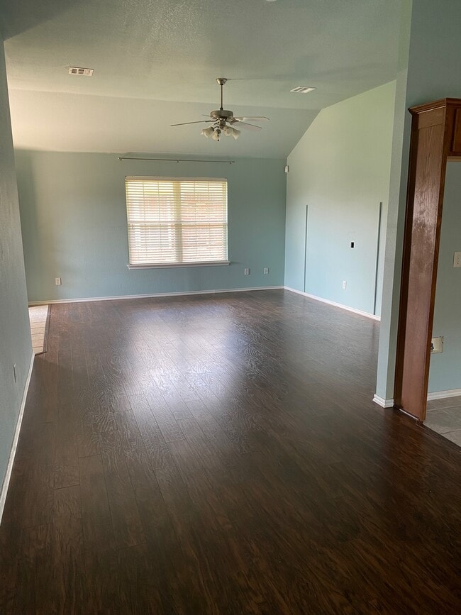 Photo - 3610 Ellis Ave