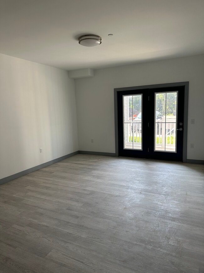 Photo - Bayonet Street Apartments