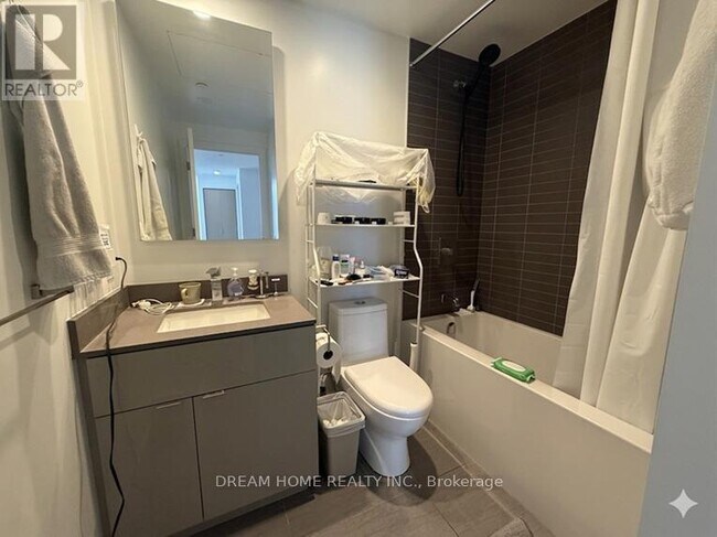 Photo - 7 Grenville St Unit 3303