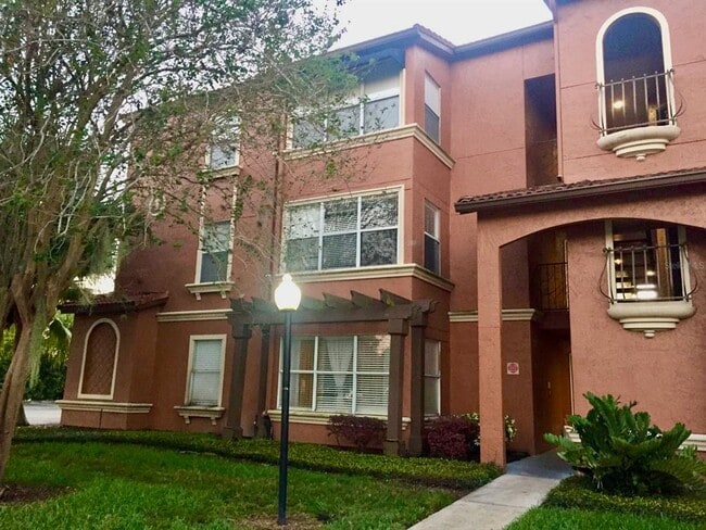 Building Photo - 5148 Conroy Rd Unit 1221 Rental