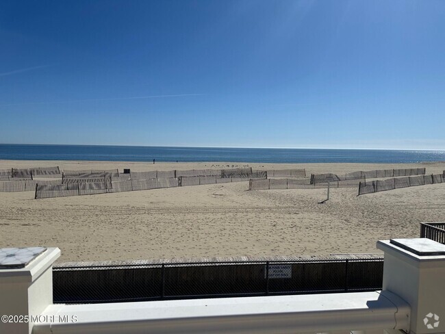 Building Photo - 247 Boardwalk Rental