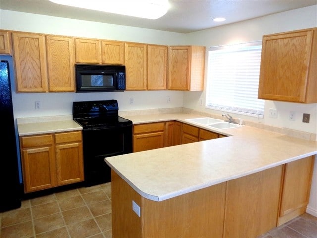 Photo - 358 Stamford Dr