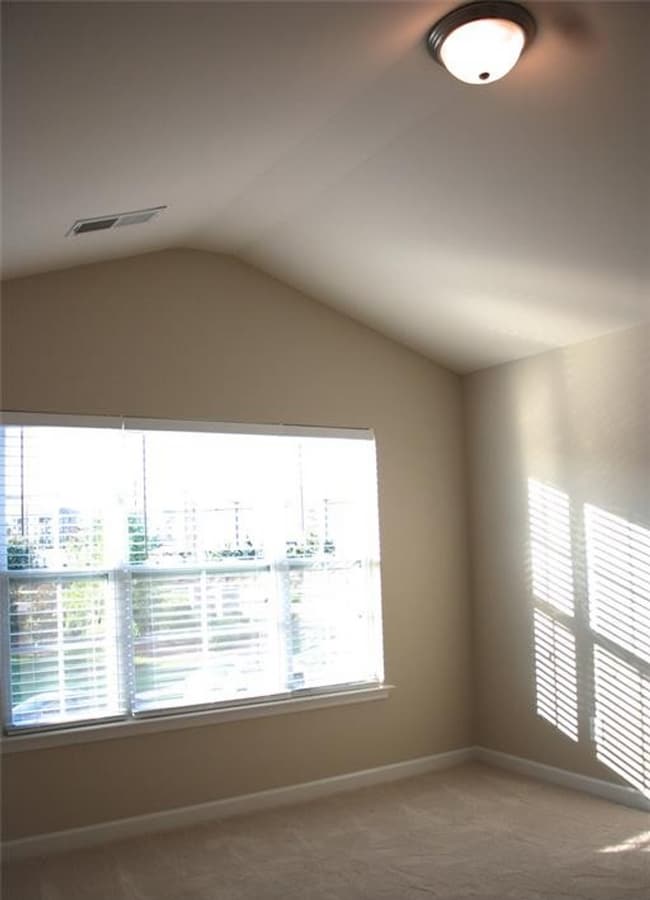 Photo - Beautiful Townhome in coveted Steele Creek - Berewick