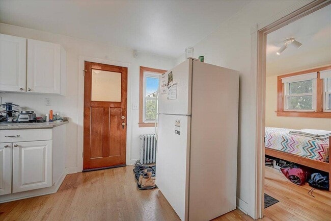 Photo - 1614 E Providence Ave Unit 1614 E Providence Ave