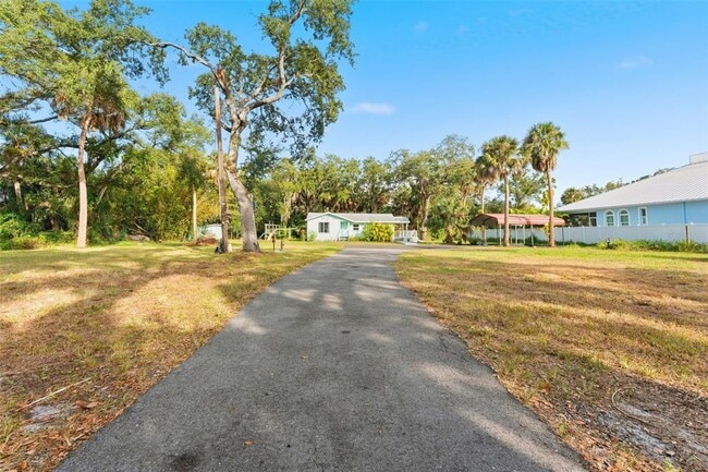 Photo - 8010 Riverview Dr