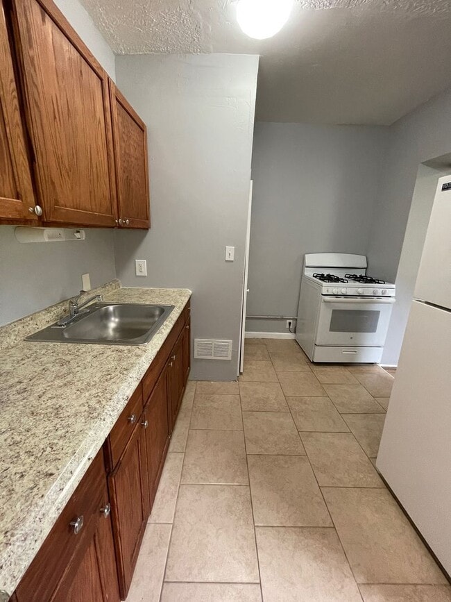 Photo - 47 Johnston St Unit 1