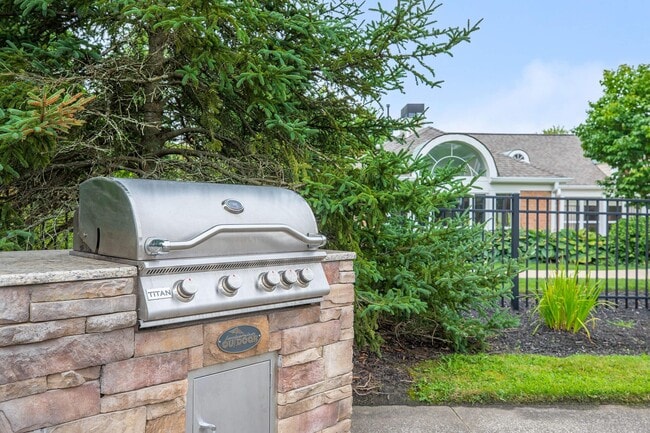 Williamsburg Townhomes