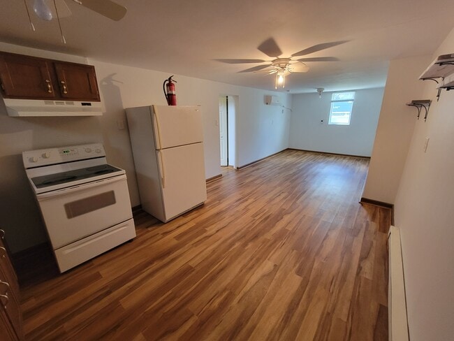 Open kitchen and Living Room - 1043 Madison St Unit Lower