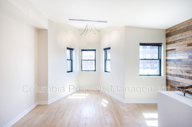 Photo - 811 T St NW