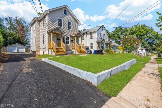 Photo - 330 Evona Ave