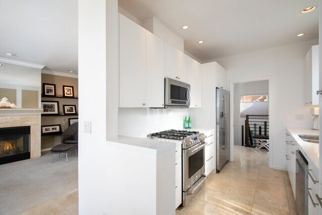 Photo - 26 Spyglass Hl