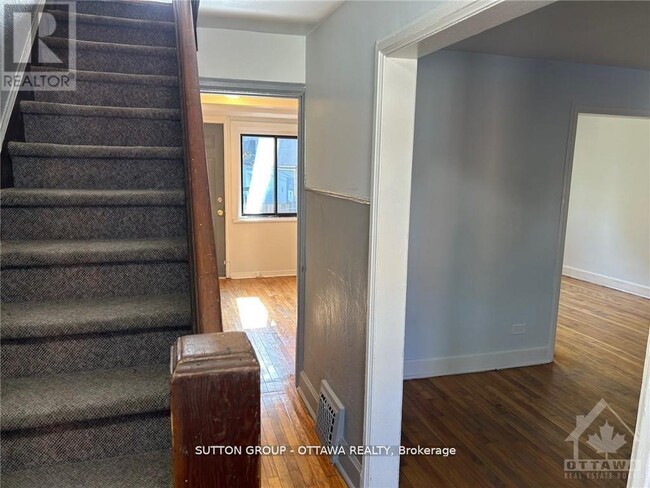 Photo - 50 Armstrong St