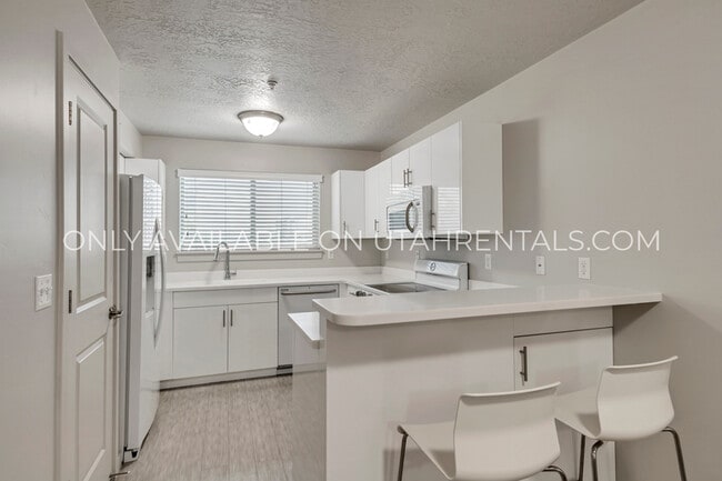 Photo - 1081 W 993 N Unit 203