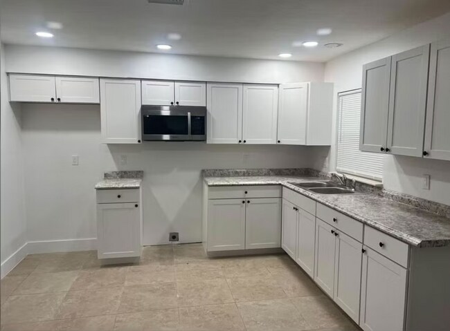 Photo - Carmen Ave - Fourplex