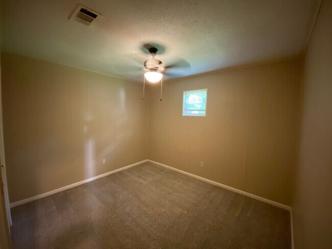 Photo - 3502 Gum St Unit B