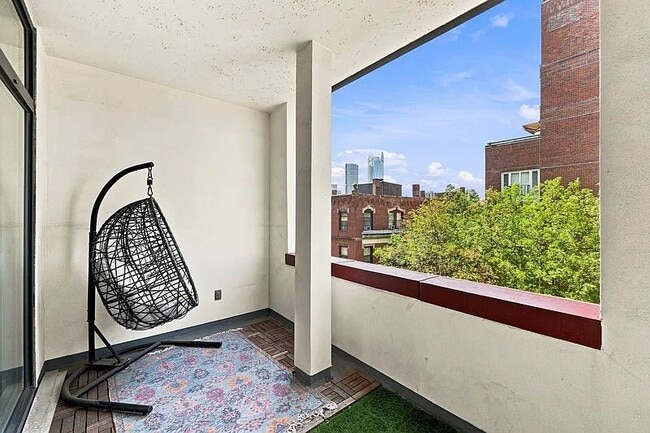 300 Commercial St Unit 513