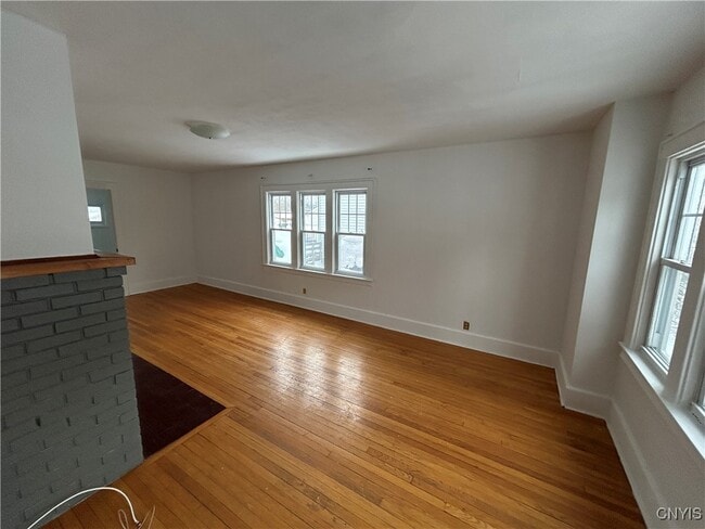 Photo - 110 Homewood Dr