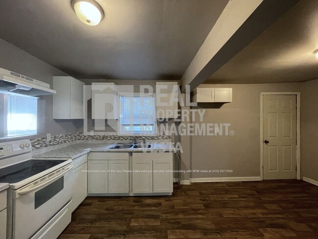 Photo - Charming Home on East Side of Macon