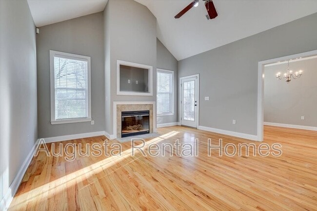 Photo - 719 Bonnie Oaks Ln