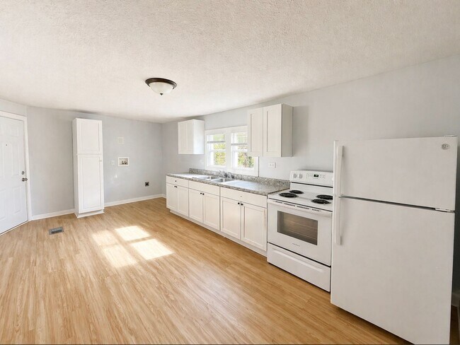 Photo - 1044 Muskegon Ave NW Unit 2