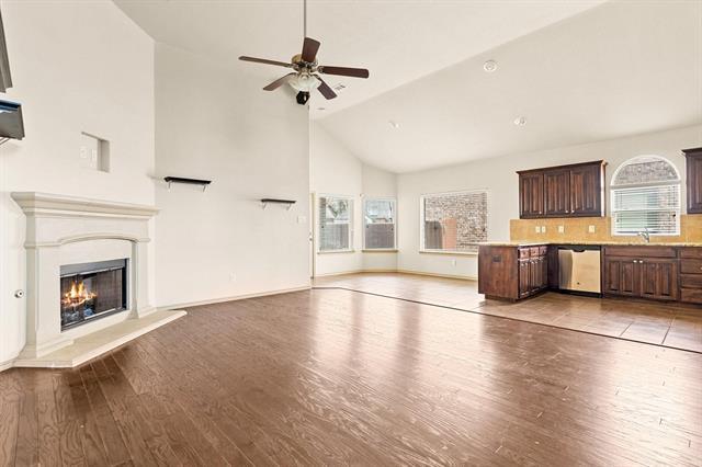 Photo - 6669 Friendsway Dr