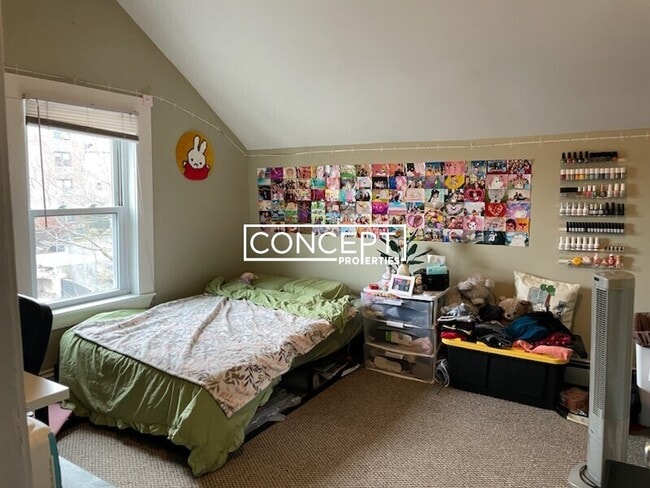 Building Photo - 12 Shepherd Ave Unit 1