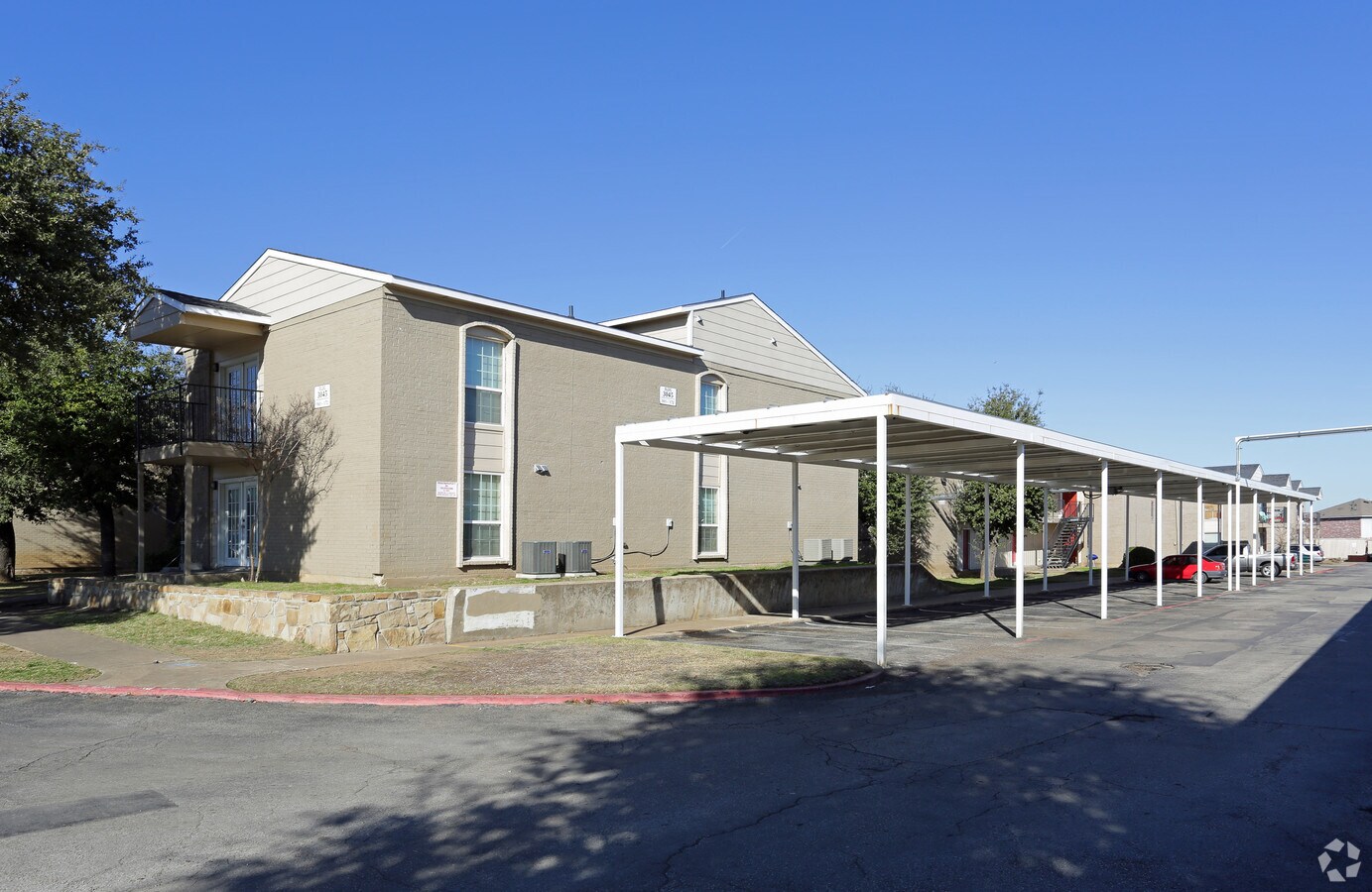 Photo - Spanish Oaks