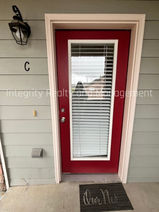 Photo - 18681 E Water Dr