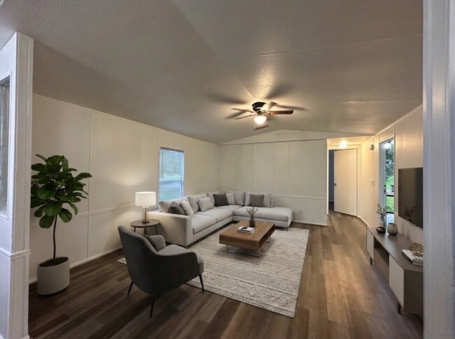 Photo - 4823 NW 27th St