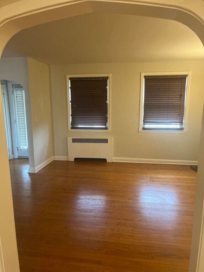 Photo - 3515 Parklawn Ave
