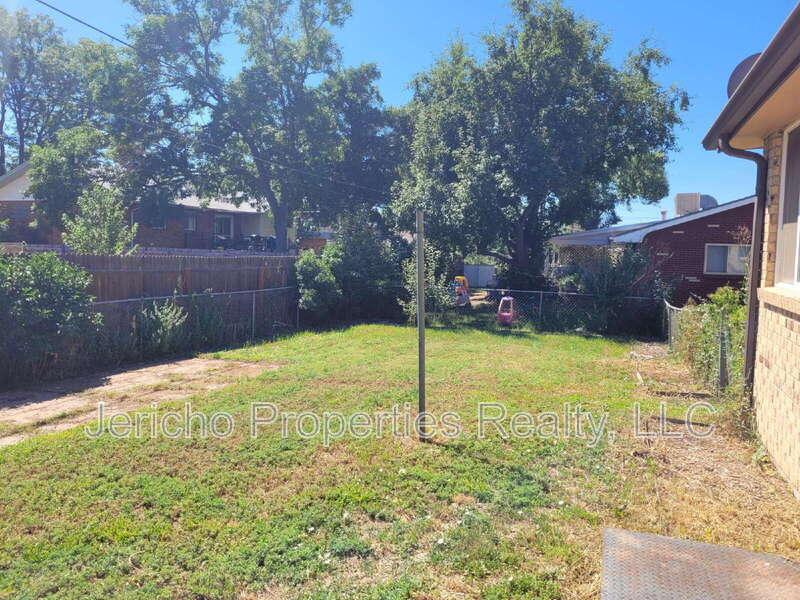 Photo - 5140 Tabor St