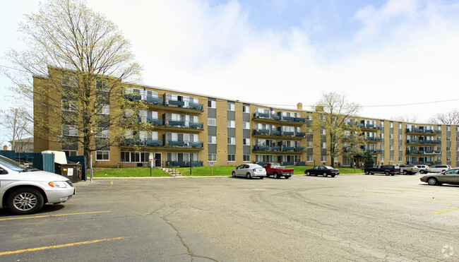 Building Photo - Mystic Creek Apartments