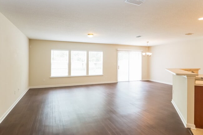 Photo - 150 Bedstone Drive