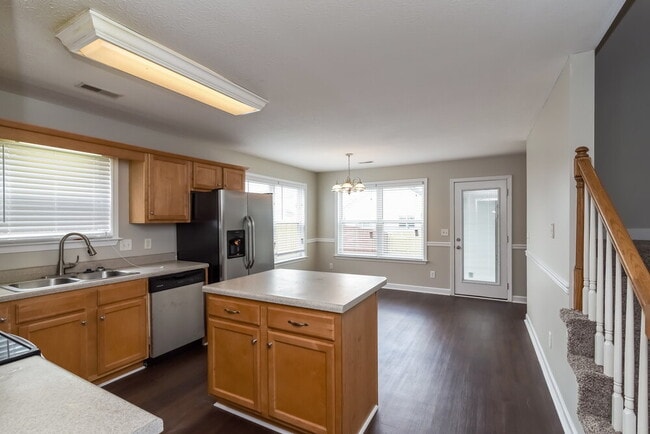 Photo - 1612 Allston Dr