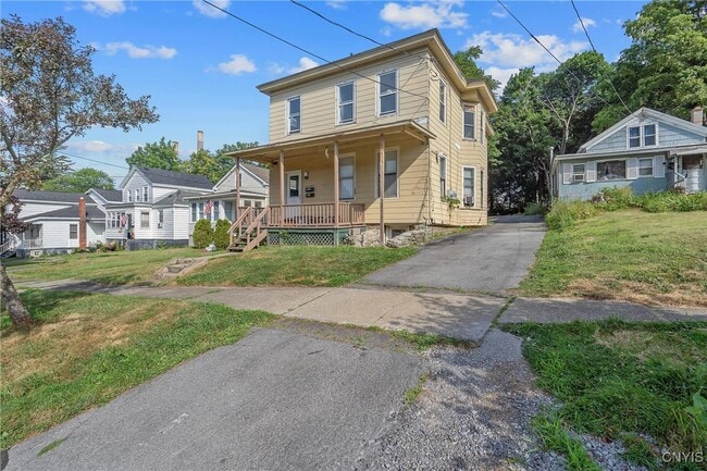 Photo - 117 W Schuyler St Apartment