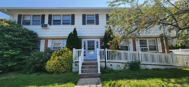 Building Photo - 9 Belleview Ave Rental
