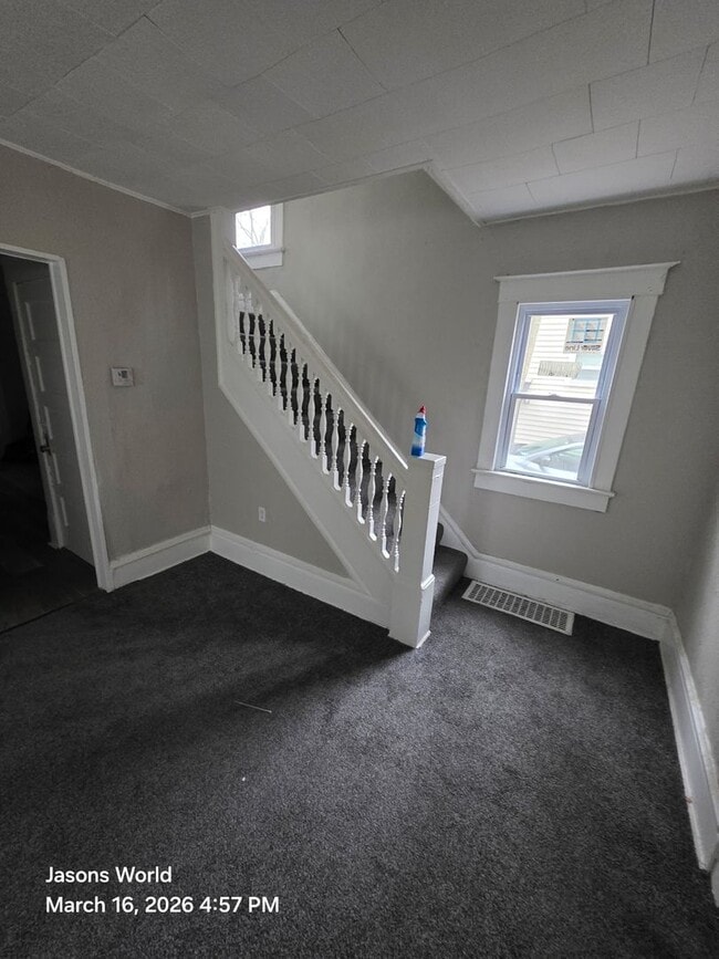 Photo - 2 bed 1 bath available