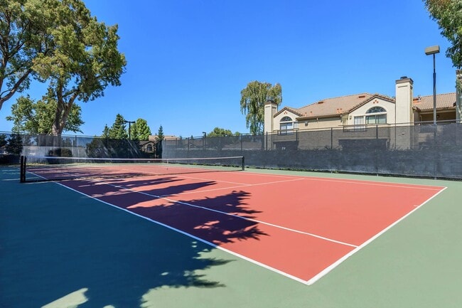 Photo - Oak Hills Apartments