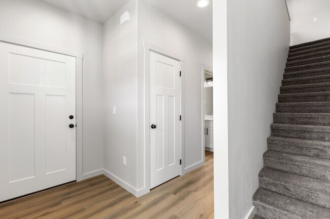 Photo - BRAND NEW Townhomes in Ephrata! Unit A4