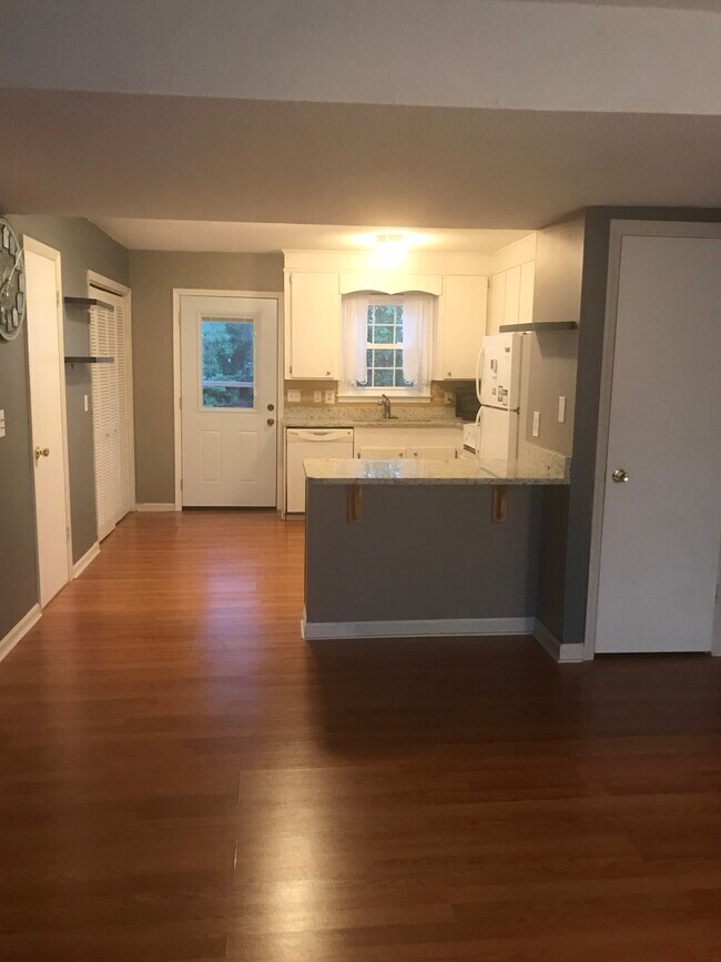 Photo - 1704 Fawn Vista Dr N