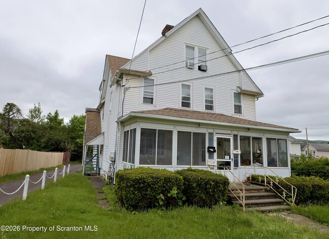 Building Photo - 1731 Wayne Ave