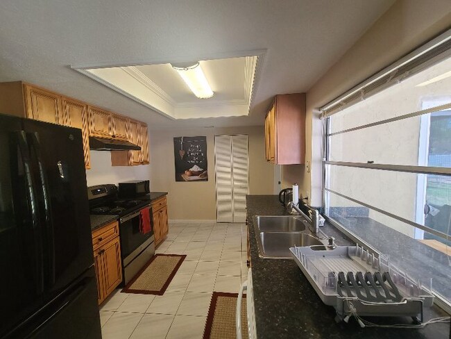 Photo - 7111 N Whittier St