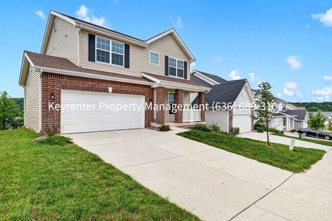 Photo - Spacious 4-Bedroom Home for Rent Near Butler Lake