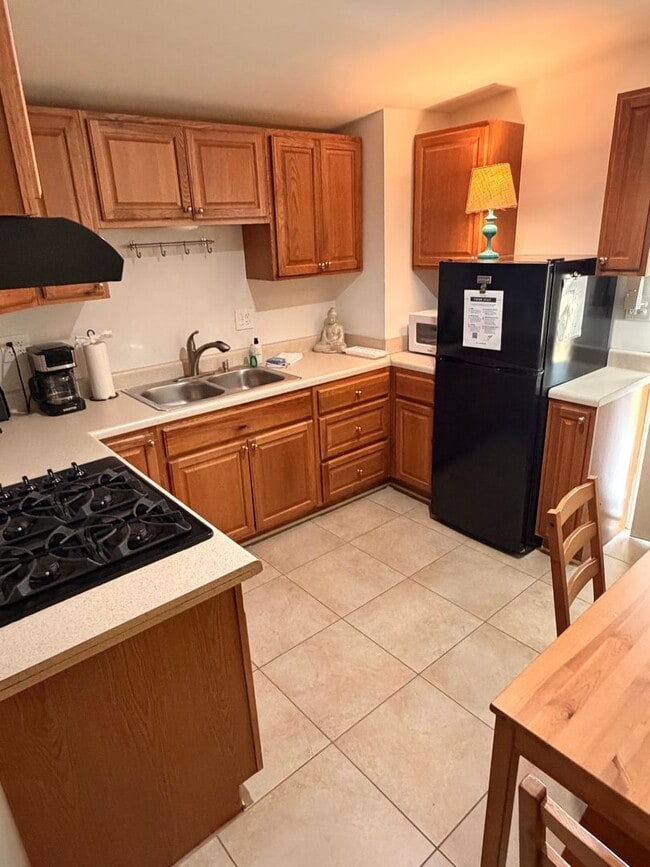 Photo - 1BD/Studio in Gated Property w/ Shared Courtyard Unit 3312 Carondelet