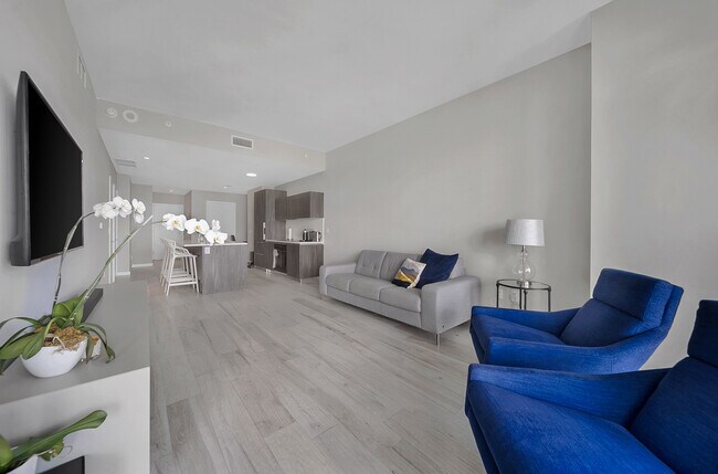 Photo - 68 SE 6th St Unidad 1605 Rental