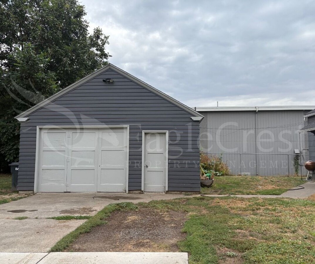 Photo - 236NCOLLEGE Unidad B