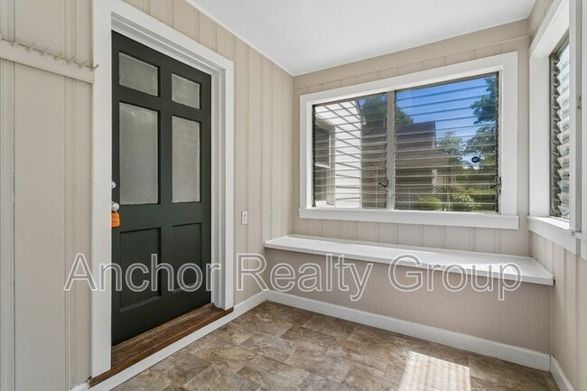 Photo - 7730 Ruthven Rd