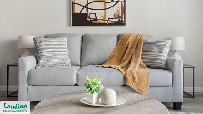 Building Photo - 3401 Redbud Ln